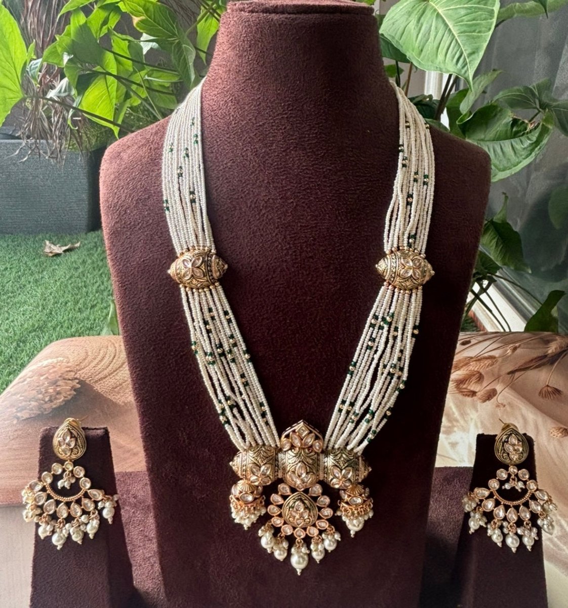 Ruhani Handcrafted Pearl Necklace Set with matching earrings - MR Jewels